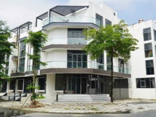 Bán liền kề lô góc 2 mặt đường, hướng đông nam, giá chỉ 110 triệu/m2