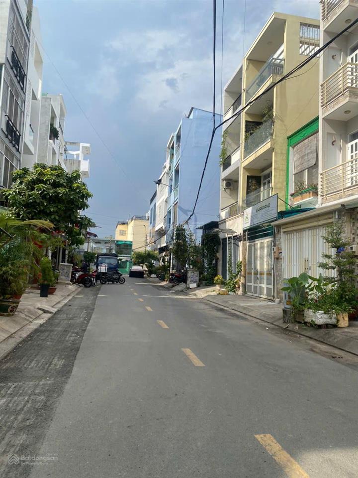 Nhà đẹp hẻm lớn  ngay khu cư xá chu văn an, gần ngay trường lê văn tám 4.3x17m 4 tầng