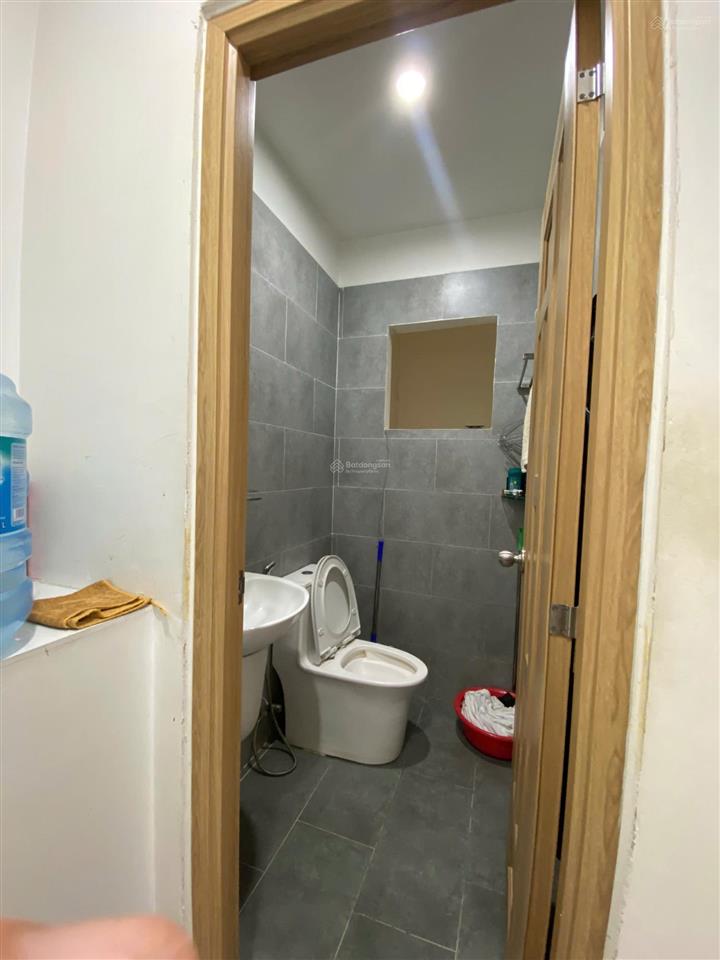 Nhà đẹp hẻm lớn  ngay khu cư xá chu văn an, gần ngay trường lê văn tám 4.3x17m 4 tầng