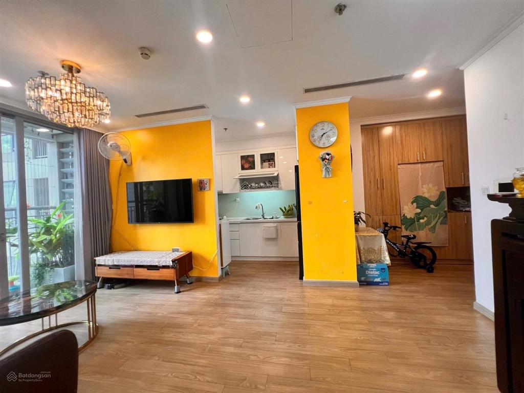 Chính chủ bán căn chung cư 198 nguyễn tuân 90m2, 3pnkk, căn góc, view đẹp, slot ô tô, full nội thất