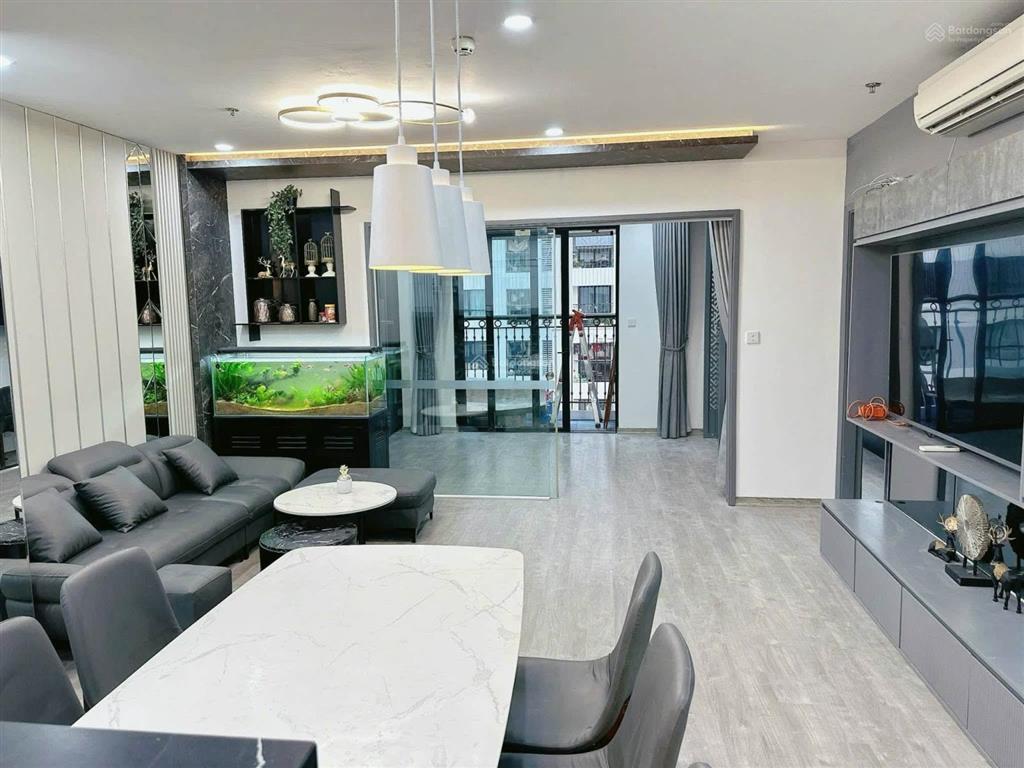 Hiếm! bán chung cư vnt tower nguyễn trãi, 120m2, 3pn 2wc, căn góc thoáng sáng, nội thất đẹp, ở ngay
