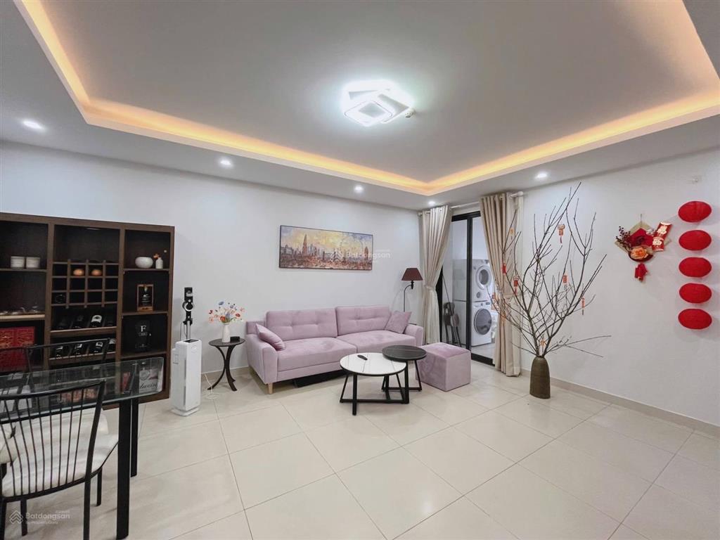 Căn góc tòa flc 36 phạm hùng, 70m2, 2pn, tặng nội thất xịn, view đẹp, slot ô tô, giá rẻ