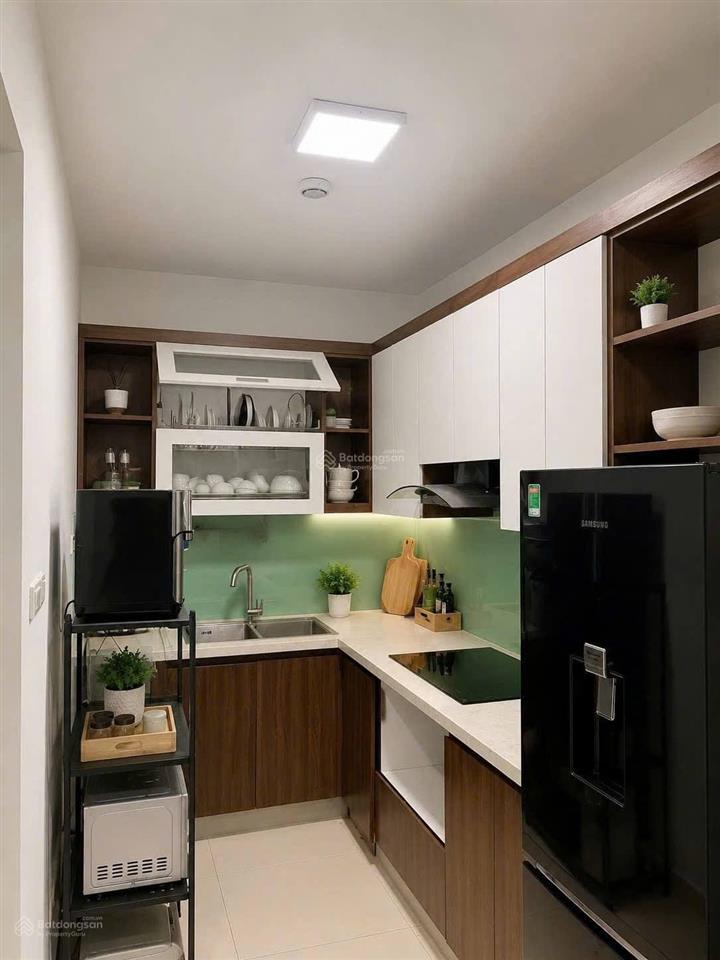 Căn góc tòa flc 36 phạm hùng, 70m2, 2pn, tặng nội thất xịn, view đẹp, slot ô tô, giá rẻ