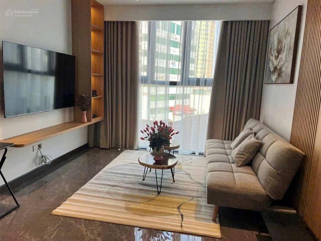 Căn góc cực đẹp! chung cư the ninety  đường láng 70m2, 2pn, full nt xịn, có slot ô tô, ở ngay.