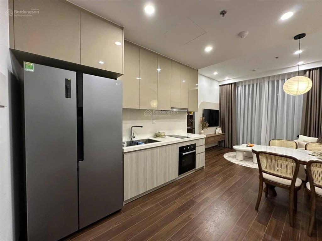 Giảm sâu chung cư hoàng cầu view hồ, 3 mặt thoáng, 69m2, 3 ngủ, tiện ích đầy đủ, sổ chính chủ