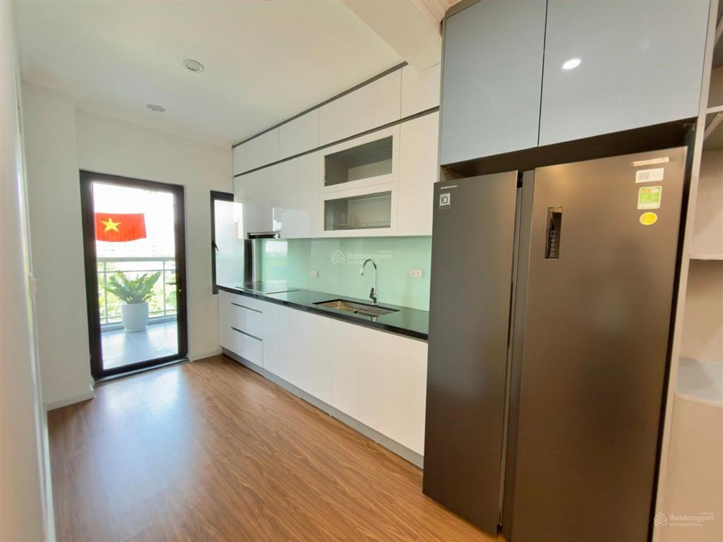 Căn góc! chung cư hoàng cầu 3 mặt thoáng view thoáng 53m2, 2 ngủ, tiện ích đầy đủ, sổ lâu dài.