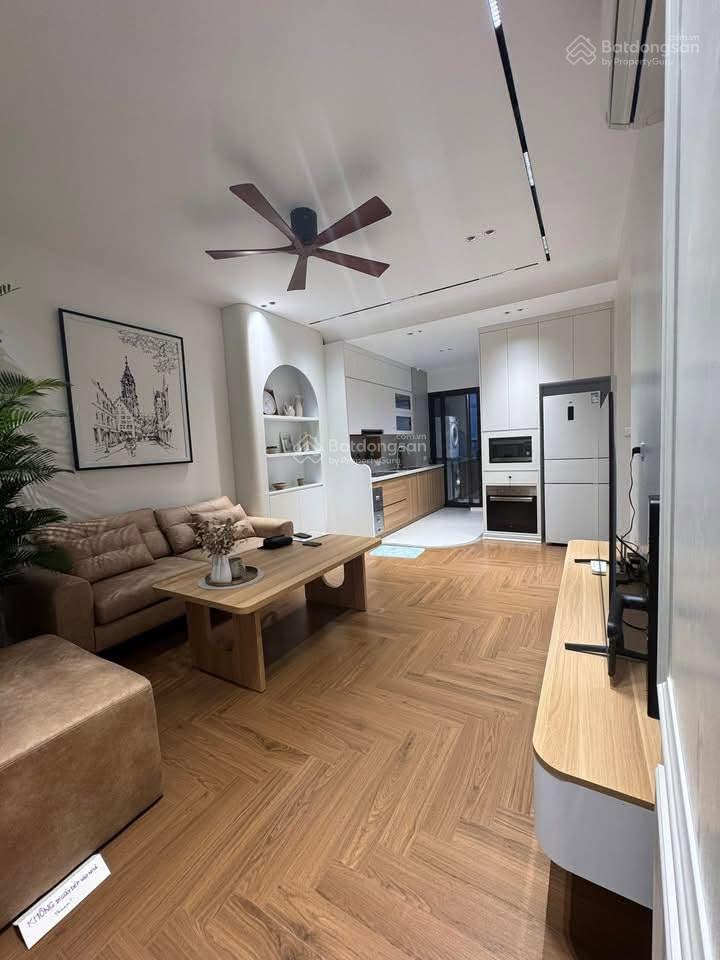 Siêu hiếm! căn góc nam trung yên, 46m2, 2pn, full nội thất, view thoáng, ở ngay, giá chỉ 4.3 tỷ