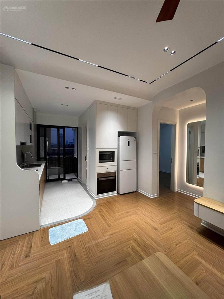 Siêu hiếm! căn góc nam trung yên, 46m2, 2pn, full nội thất, view thoáng, ở ngay, giá chỉ 4.3 tỷ