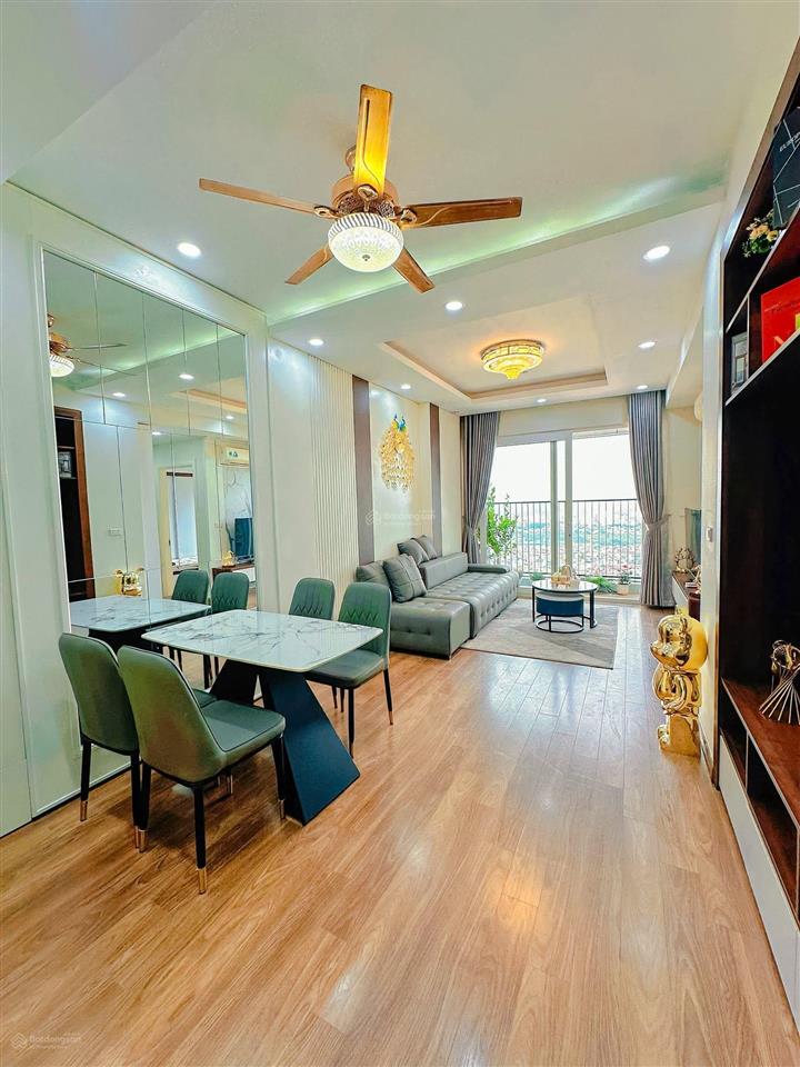 Căn góc chung cư riverside garden 349 vũ tông phan 62m2, 2pn, view đẹp, tặng full nt, sổ lâu dài