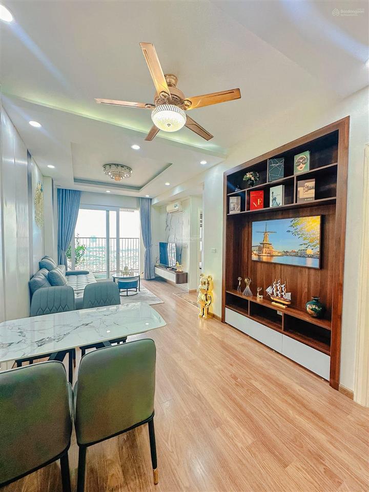 Căn góc chung cư riverside garden 349 vũ tông phan 62m2, 2pn, view đẹp, tặng full nt, sổ lâu dài