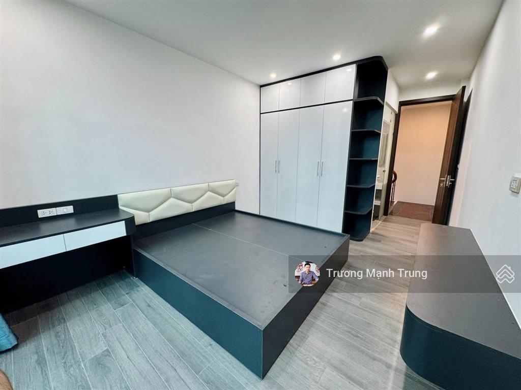 Nổi bật! thái thịnh, đống đa view đẹp thoáng sáng, gần ô tô, ngõ thông kinh doanh