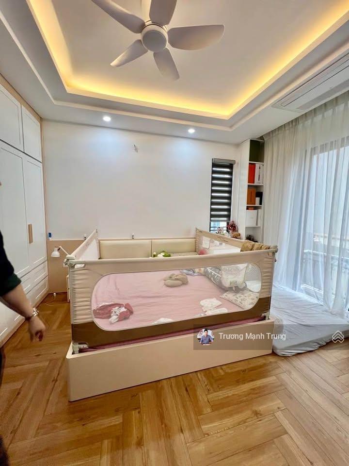 Đừng bỏ lỡ! nhà hào nam vuông vắn, nở hậu, thang máy, ngõ ô tô chốt ngay hôm nay!