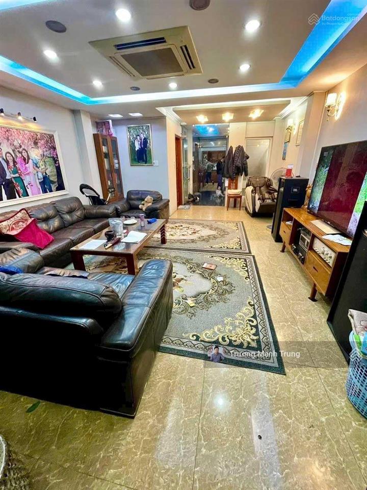 Tuyệt đẹp! hoàng cầu nguyễn phúc lai 42.5m2x5t, 4 pn ngõ nông rộng gần ô tô 30m ra phố, ở ngay
