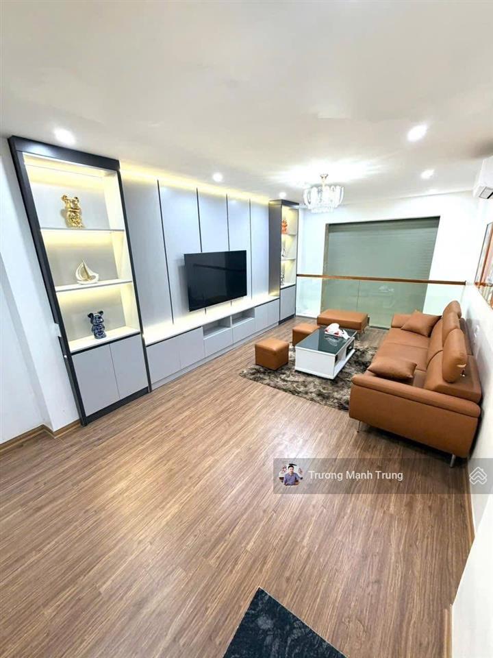 Đẹp! tây sơn  thái thịnh lô góc 2 thoáng, 20m ra ô tô full nội thất, ngõ to cực sạch sẽ