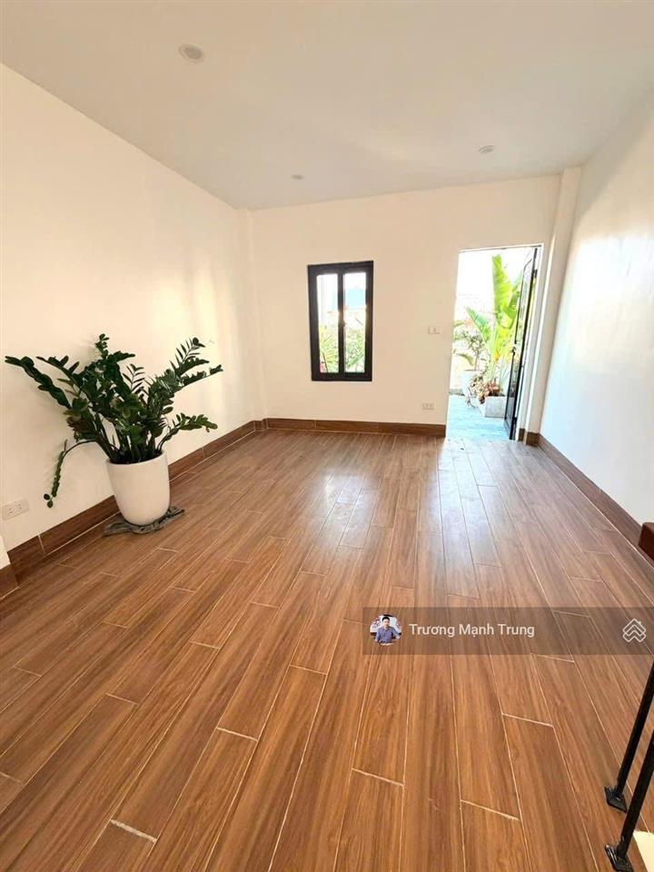 Đẹp! tây sơn  thái thịnh lô góc 2 thoáng, 20m ra ô tô full nội thất, ngõ to cực sạch sẽ