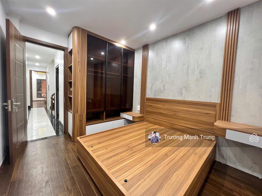 Quá rẻ! ngõ to rộng tây sơn, vài bước ra ô tô, gần vườn hoa đh thủy lợi, 46m2*5t