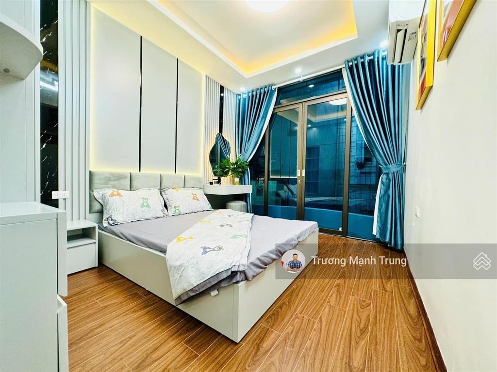 Cực mê! trung phụng tt đống đa lô góc 3 thoáng, 6t thang máy nhà mới, ở ngay, vị trí siêu hiếm