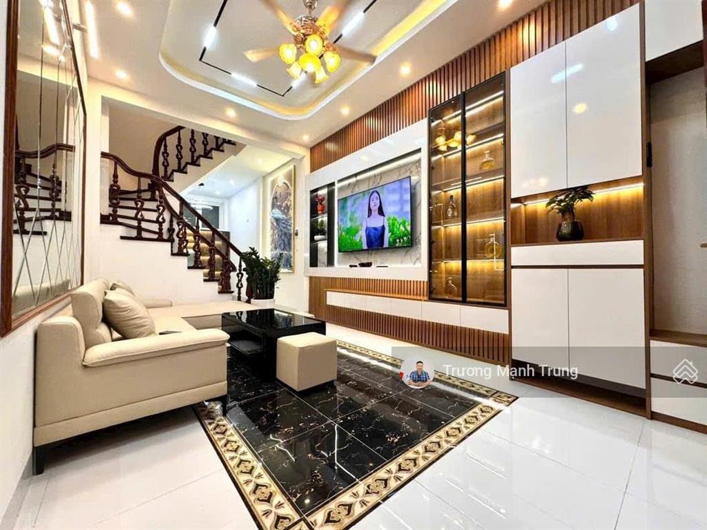 Cực mê! trung phụng tt đống đa lô góc 3 thoáng, 6t thang máy nhà mới, ở ngay, vị trí siêu hiếm