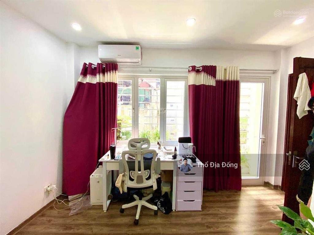 Hoàng cầu nguyễn phúc lai ngõ nông gần ô tô, 30m ra phố, nhà đẹp ở ngay ngõ nông rộng