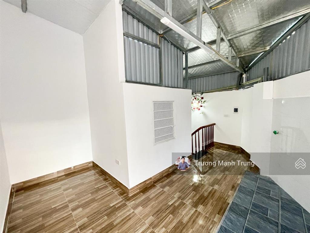 Tôn thất tùng, đối diện dh y, 50m2*4t, mt 4.6m, 30m ra phố, mặt ngõ thông kinh doanh thoáng sáng