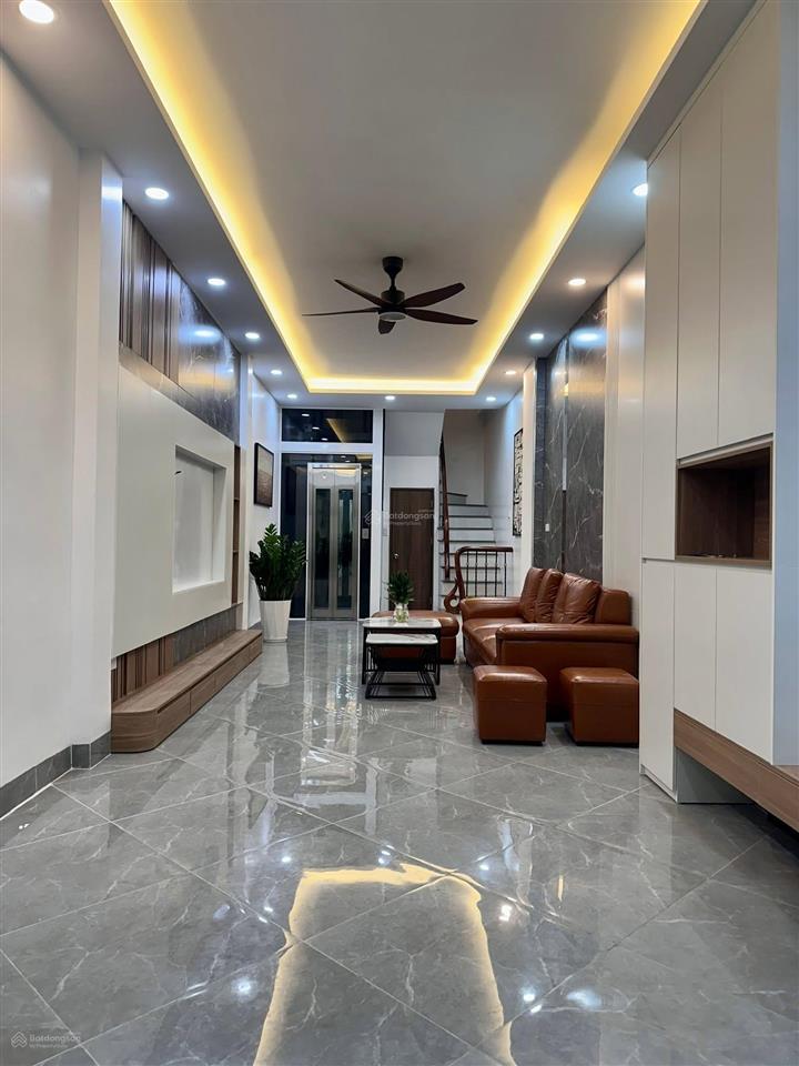 Bán nhanh! nhà phố thái thịnh 30m ra ô tô đỗ, trước nhà sh quay đầu, mt 4m, tm tặng nt, 38m2*5t