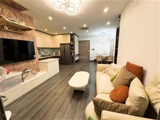 Bán căn góc chung cư the ninety comple  90 đường láng 70m2, 2pnkk, view đẹp, lốt ô tô, ở ngay