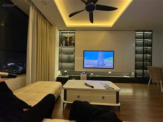 Căn góc! chung cư vinhomes dcapitale 119 trần duy hưng 2pnkk, view hồ, ở/cho thuê tốt 45m2.