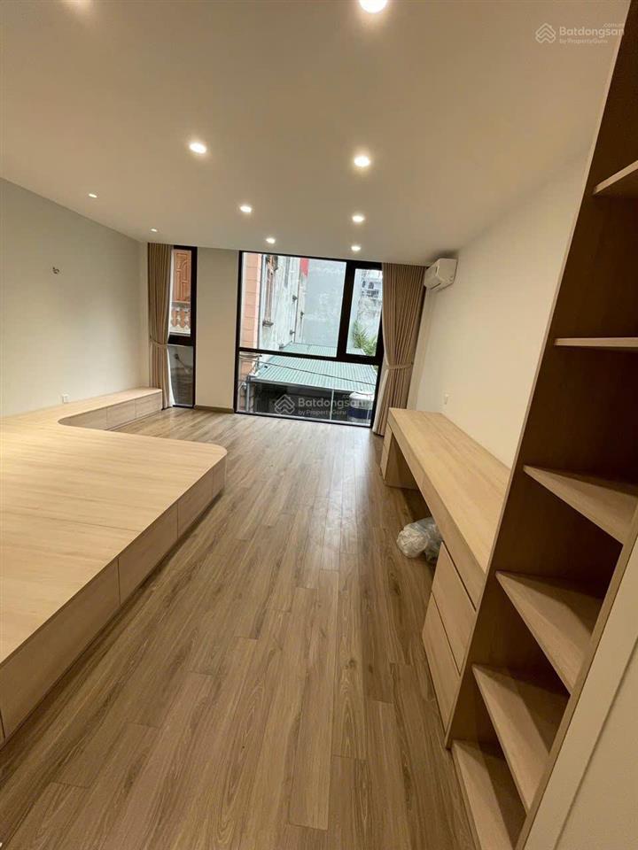 Chính chủ cần gửi bán nhà mới xây 7 tầng 60m2, ngõ thông, có thang máy. giá 16.8 tỷ gần hồ tây