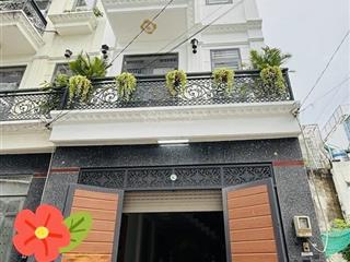 Giảm 400 triệu bán nhà tân chánh hiệp q12  52m2(4.3 x 12m ) 4tầng hxh 5m chỉ 5,78tỷ. ( tl)