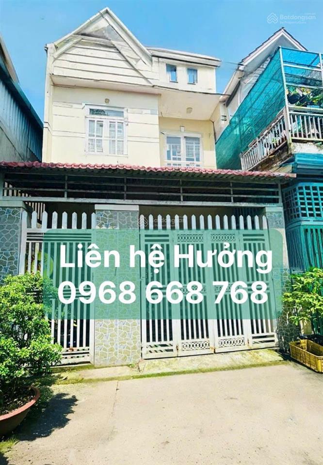 Bán nhà hóc môn sát q12 81 m2 ( 5.6 x14) 2tầng hẻm hxh chỉ 4,83tỷ.