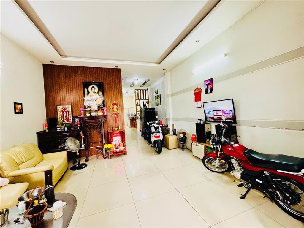 Nhà gồm 2 căn ngang 10mxuân thới đông hóc môn, 174m2  đường 7m, khu phân lô  giá 6.68 tỷ (tl)