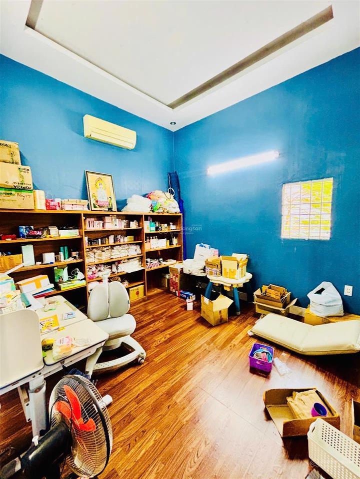 Nhà gồm 2 căn ngang 10mxuân thới đông hóc môn, 174m2  đường 7m, khu phân lô  giá 6.68 tỷ (tl)