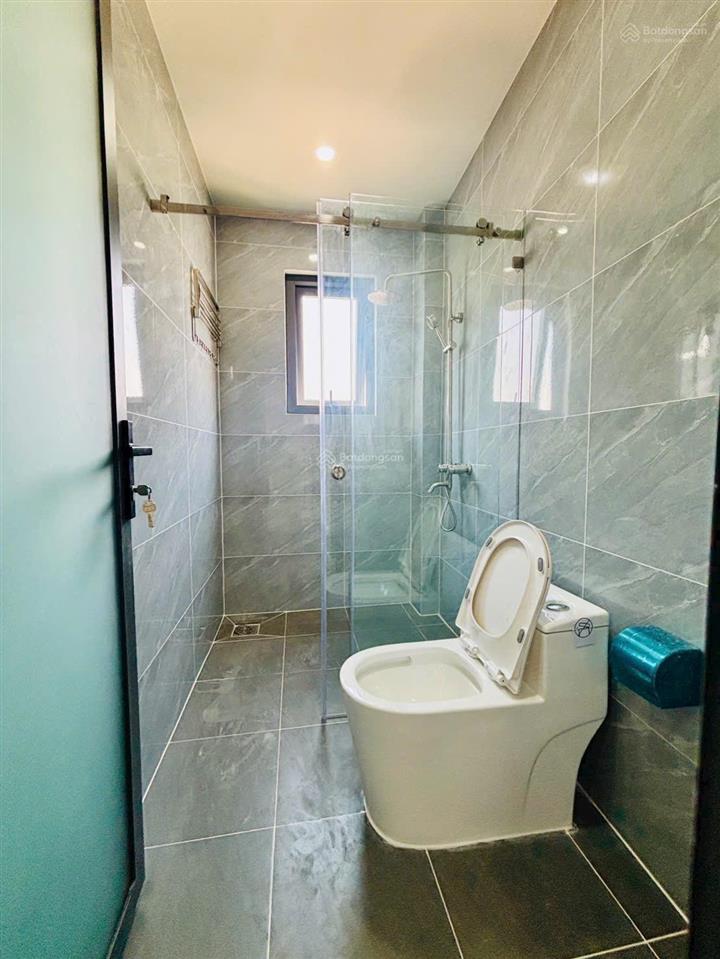 Nhà mới 102m2  4 tầng  khu phân lô đồng bộ ngay bà điểm, hóc môn giá chào 6,96 tỷ( tl)