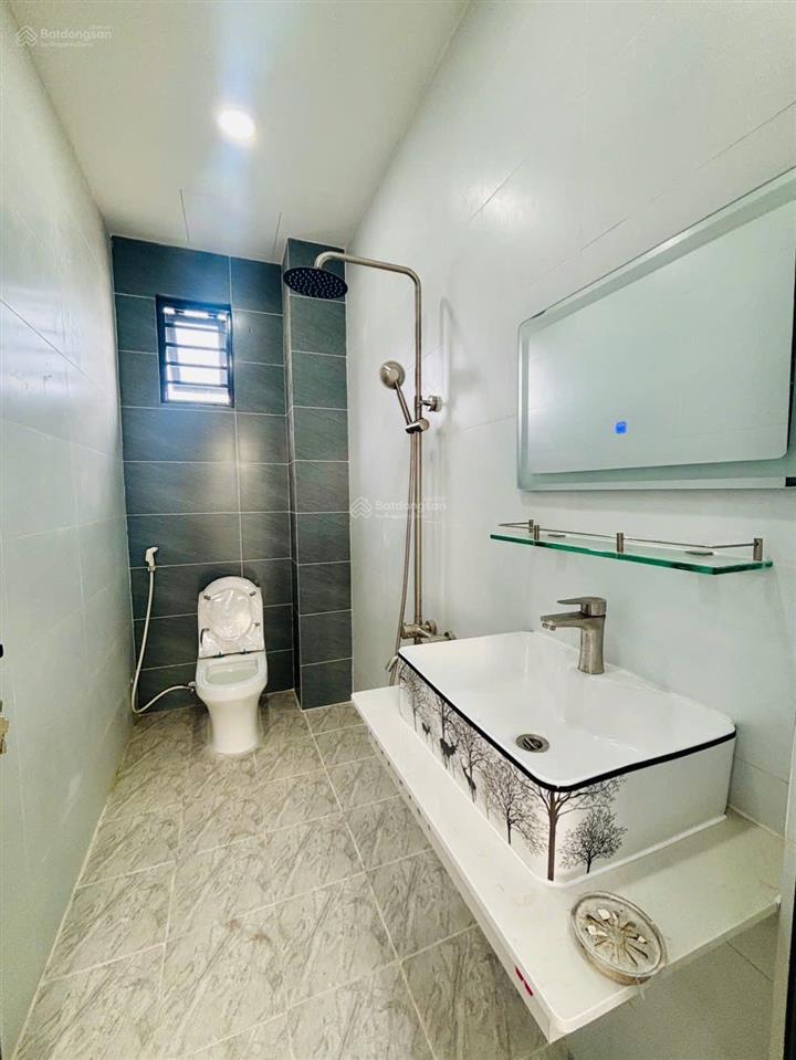 Bán nhà xuân thới đông, hóc môn  65m2 ( 5 x13)  2tầng  hxh  chỉ 5,15 tỷ.( thương lượng)