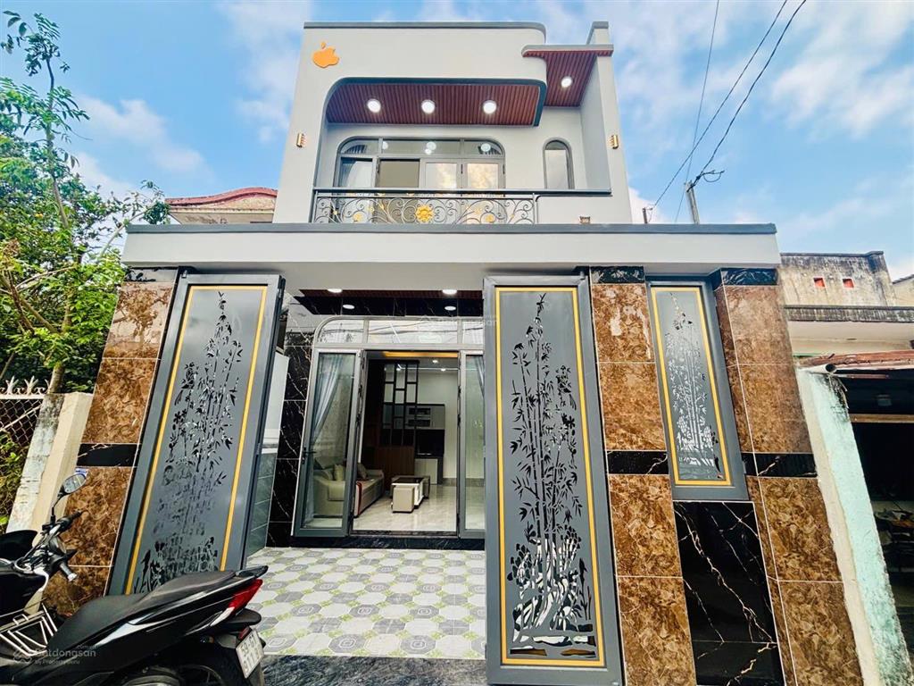 Bán nhà xuân thới đông, hóc môn  65m2 ( 5 x13)  2tầng  hxh  chỉ 5,15 tỷ.( thương lượng)