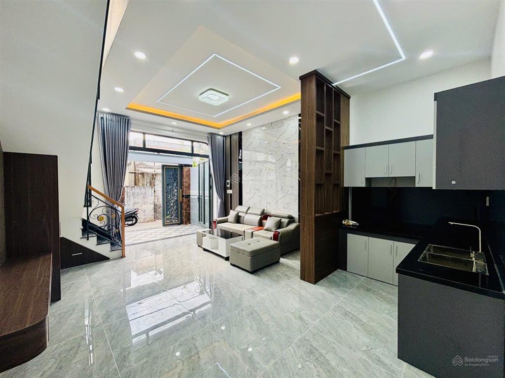 Bán nhà xuân thới đông, hóc môn  65m2 ( 5 x13)  2tầng  hxh  chỉ 5,15 tỷ.( thương lượng)