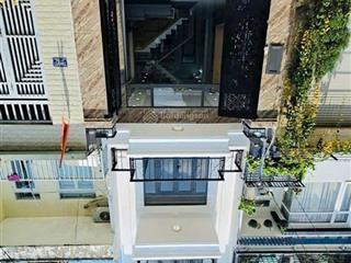 Nhà mới xây đang vào nội thất mua trực tiếp từ cđt 54m2 1tret2lau 1 tum kdc hiện hữu