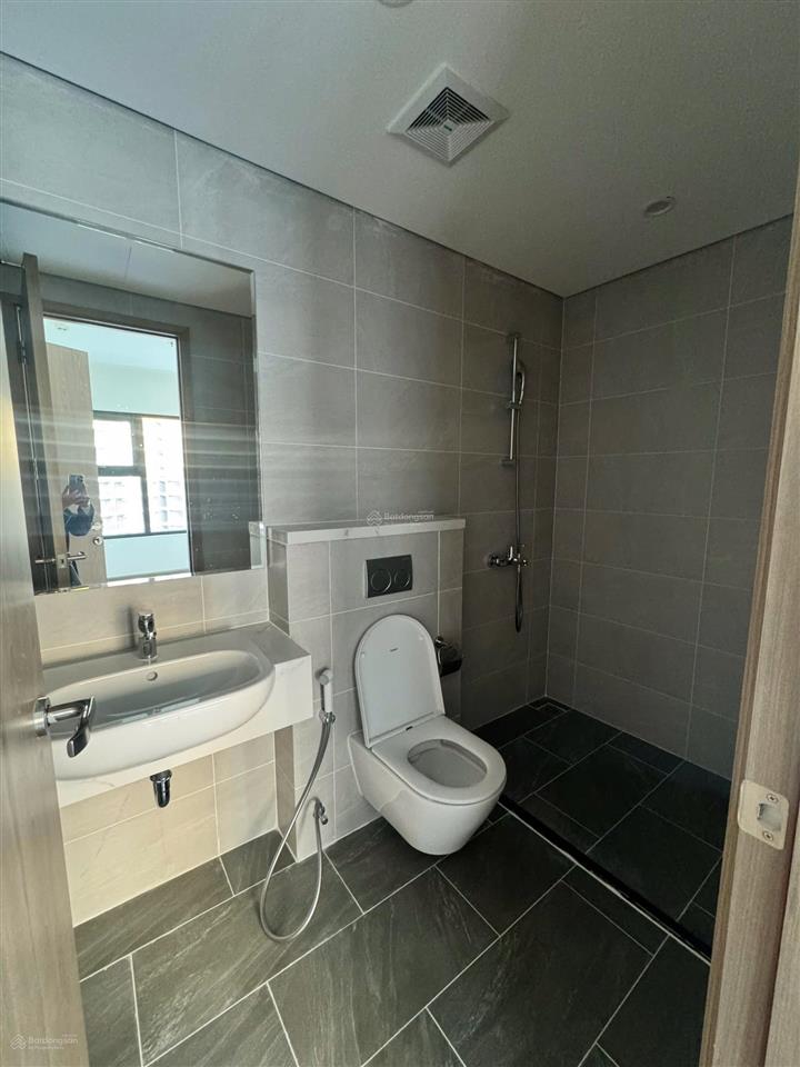 Bán căn 2pn2wc phân khu origami giá tốt nhất khu vực khu đô thị vinhome grand park