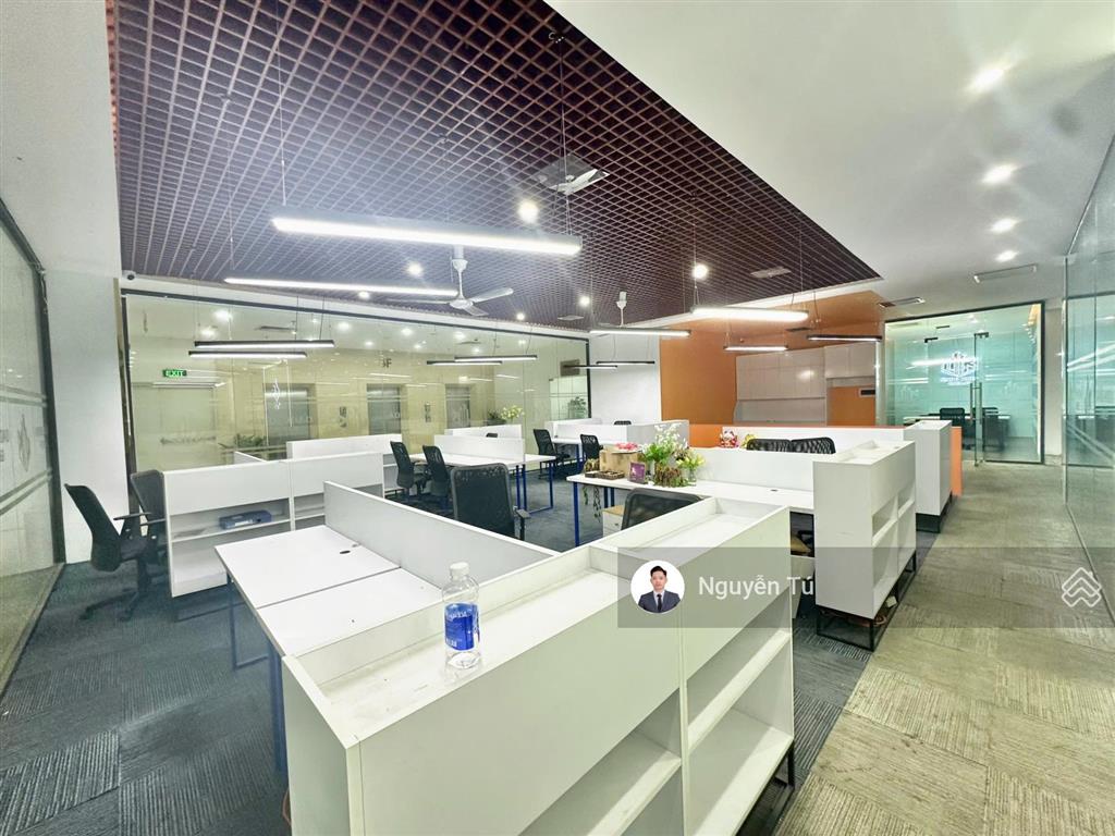 Bql cho thuê văn phòng, tttm tại mac plaza trần phú, hà đông. diện tích 240m2 sẵn nội thất