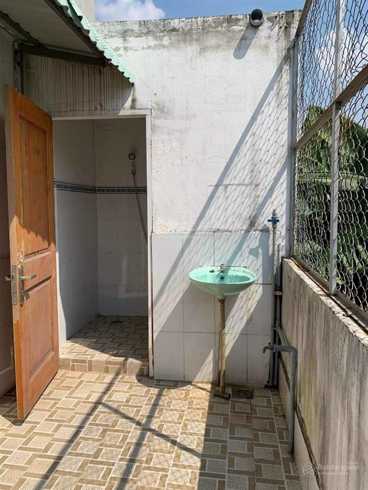 Bệnh viện mới củ chi, nhà 6x31=185m2, 2 phòng ngủ, sổ riêng, đường ô tô