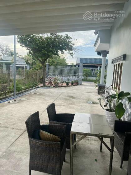 Nhà rộng, chợ trảng bàng, 230m2, sổ riêng, đường lớn 12m, thông thoáng, giá 870tr