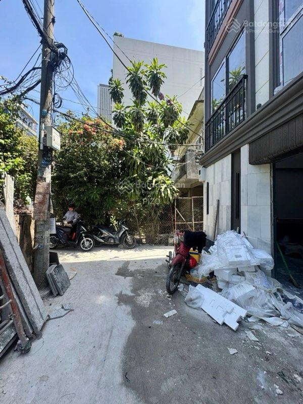 Căn duy nhất !ở khu nguyễn văn trỗi. khu dân trí. 5x12,4 60m2. chỉ 10 tỷ bl, 0978 578 *** văn vũ