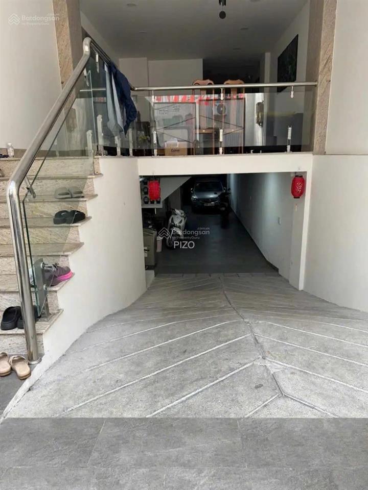 Siêu phẩm !hxh quay đầu ở võ thị sáu,q1 4,2x25m vuông cn 98m2 h+5t+st. hđt 744tr/năm. 25 tỷ tl