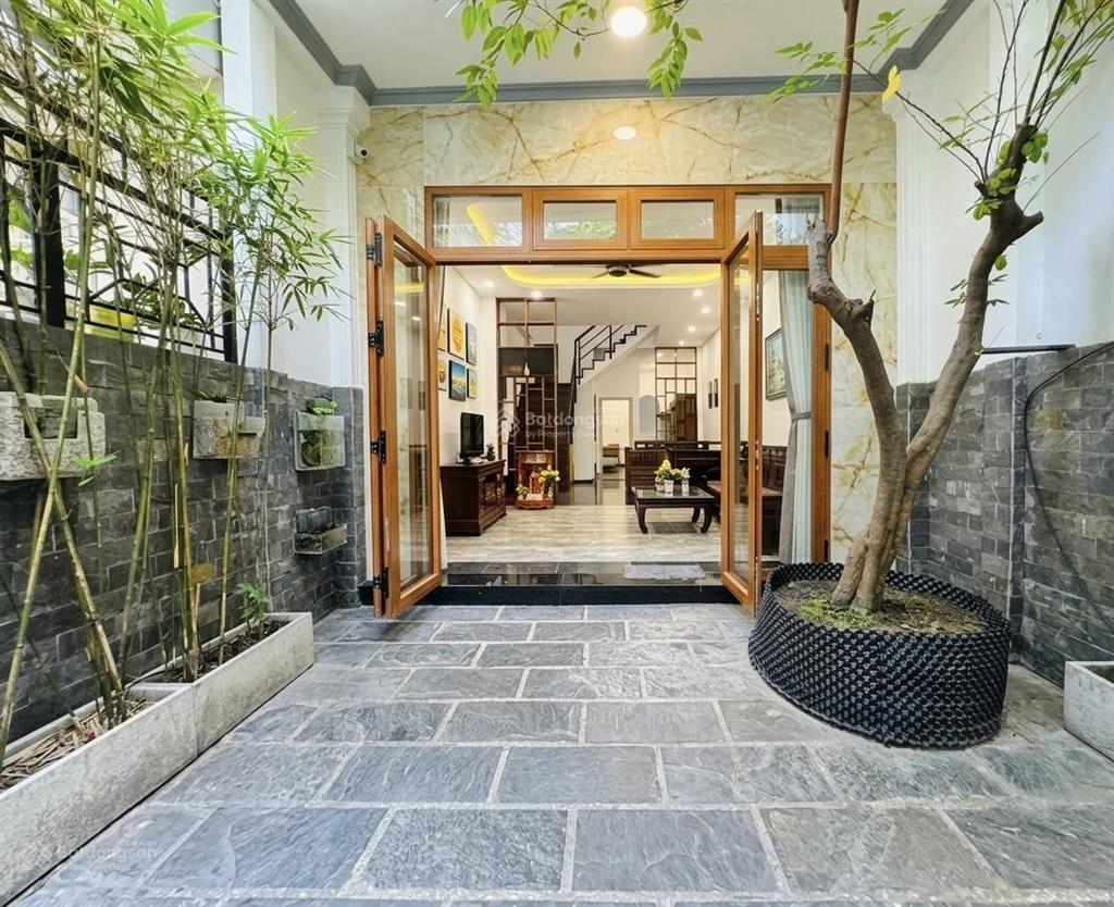 Khu sang! diện tích khủng công nhận 78m2.nhà ở điện biên phủ,p15,bt.4,5x18,5m vuông vức. chỉ 14 tỷ.