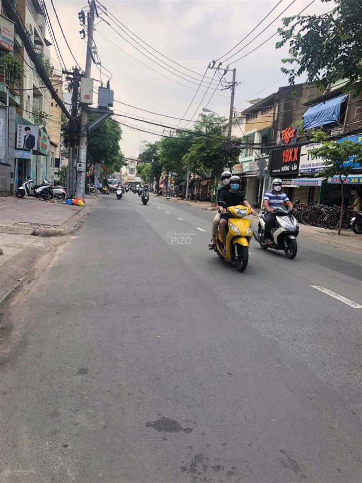 Chỉ 12,5 tỷ! mặt tiền huỳnh văn bánh, p17, pn. 3,7x5,5 vuông vức 4 tầng kiên cố. 2 mt trước sau.