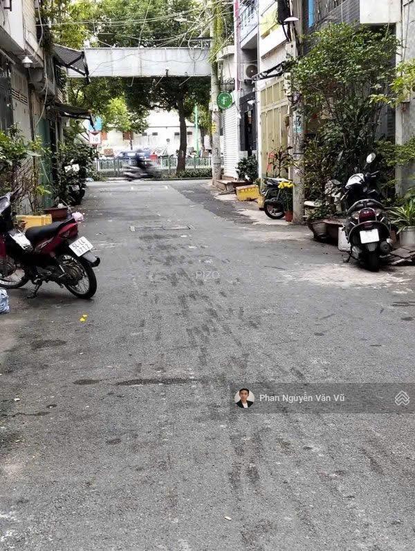 Quá hiếm! nhà khu phan đăng lưu, p3, bình thạnh. (4,5x16m) vuông  dtcn 65m2. phù hợp ở. chỉ 9,3 tỷ