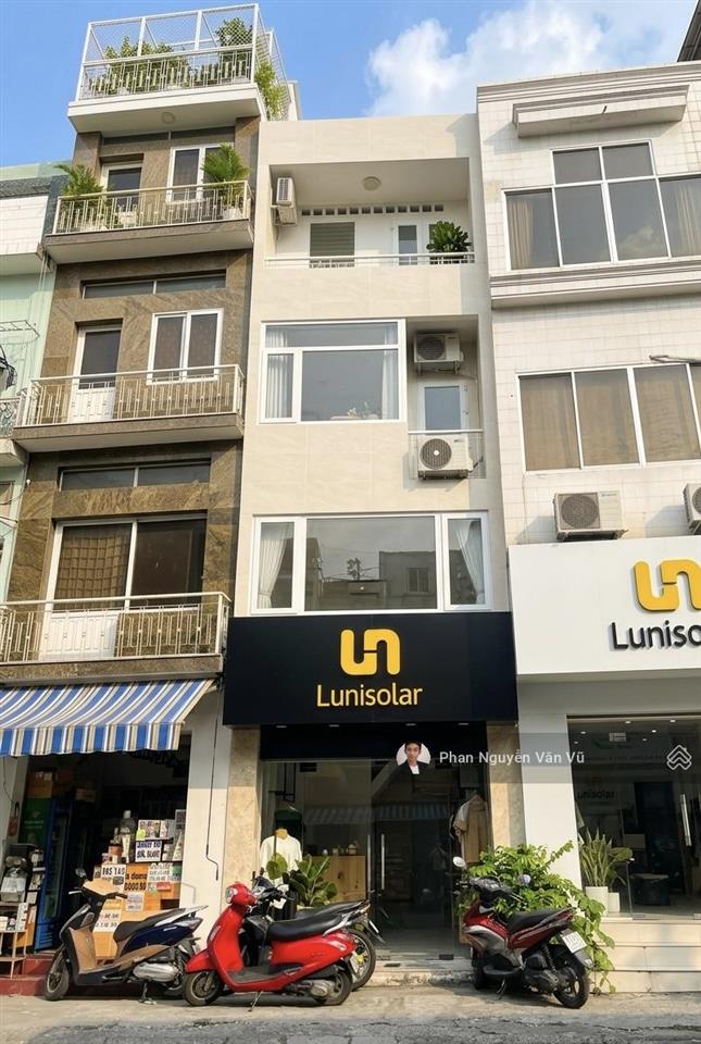 Độc nhất! khu phan đăng lưu, phú nhuận. (4x10m) vuông vức  4 tầng. căn góc  nhà mới. chỉ 9,1 tỷ.