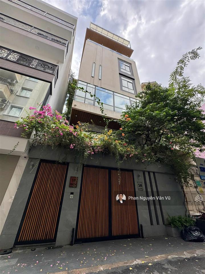 Siêu phẩm! khu trần hưng đạo, q1. ngang khủng 6,5m  nở hậu  5 tầng. dân trí. an ninh. chỉ 22,8 tỷ