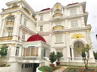 Siêu biệt thự sân vườn, diện tích 1234m2, đầy đủ công năng, hoàn thiện cao cấp