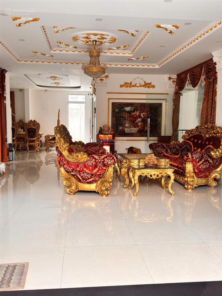 Siêu biệt thự sân vườn, diện tích 1234m2, đầy đủ công năng, hoàn thiện cao cấp